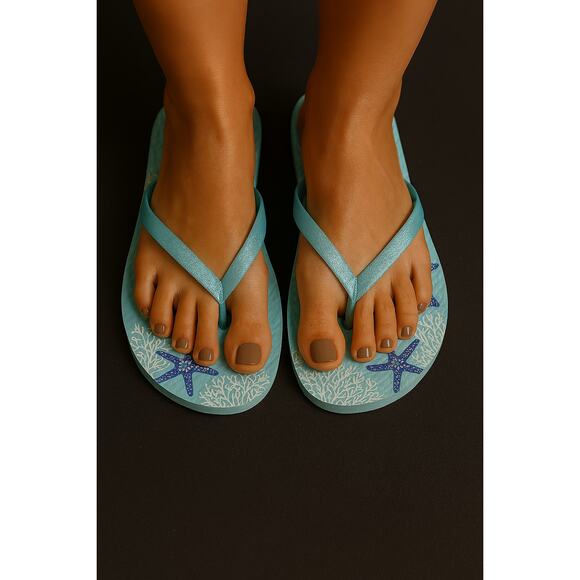 Women’s Juncture Flip Flops Teal Starfish Size Small (5/6) New! - Picture 1 of 4